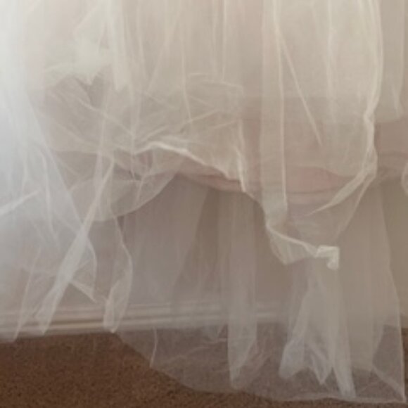 Watters Rutledge BHLDN Wedding Dress - Picture 10 of 11